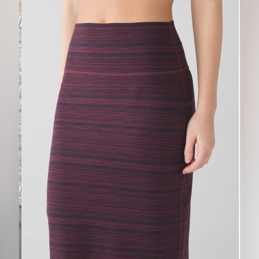 EUC!! lululemon Tube and From Skirt LUON